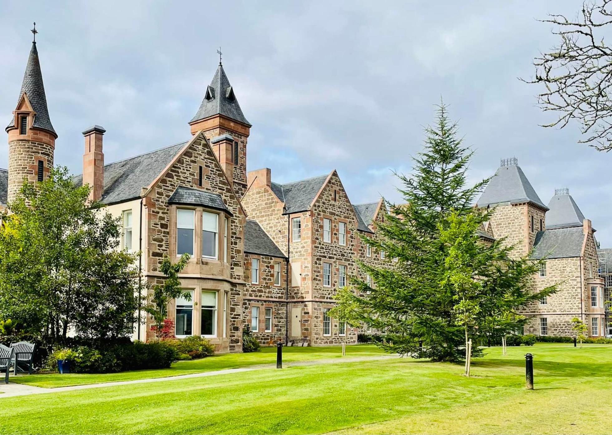 Great Glen Townhouse Inverness Eksteriør billede